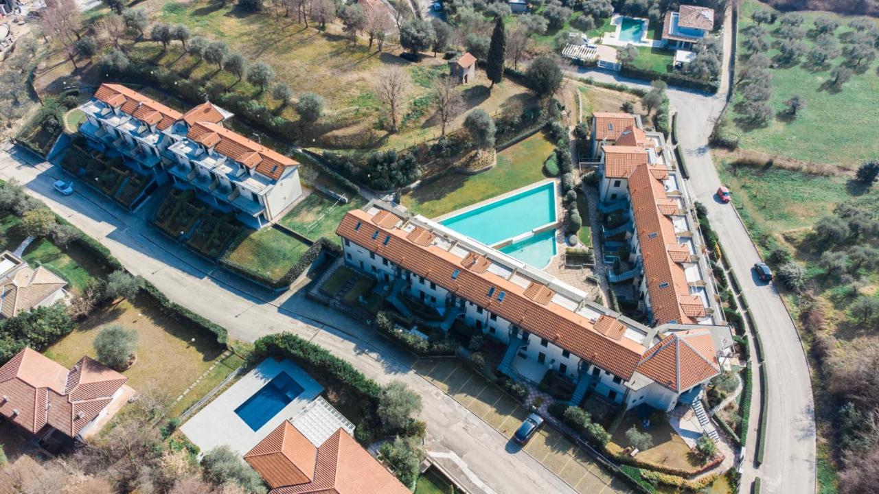 מנרבה דל גארדה Residence Atollo מראה חיצוני תמונה